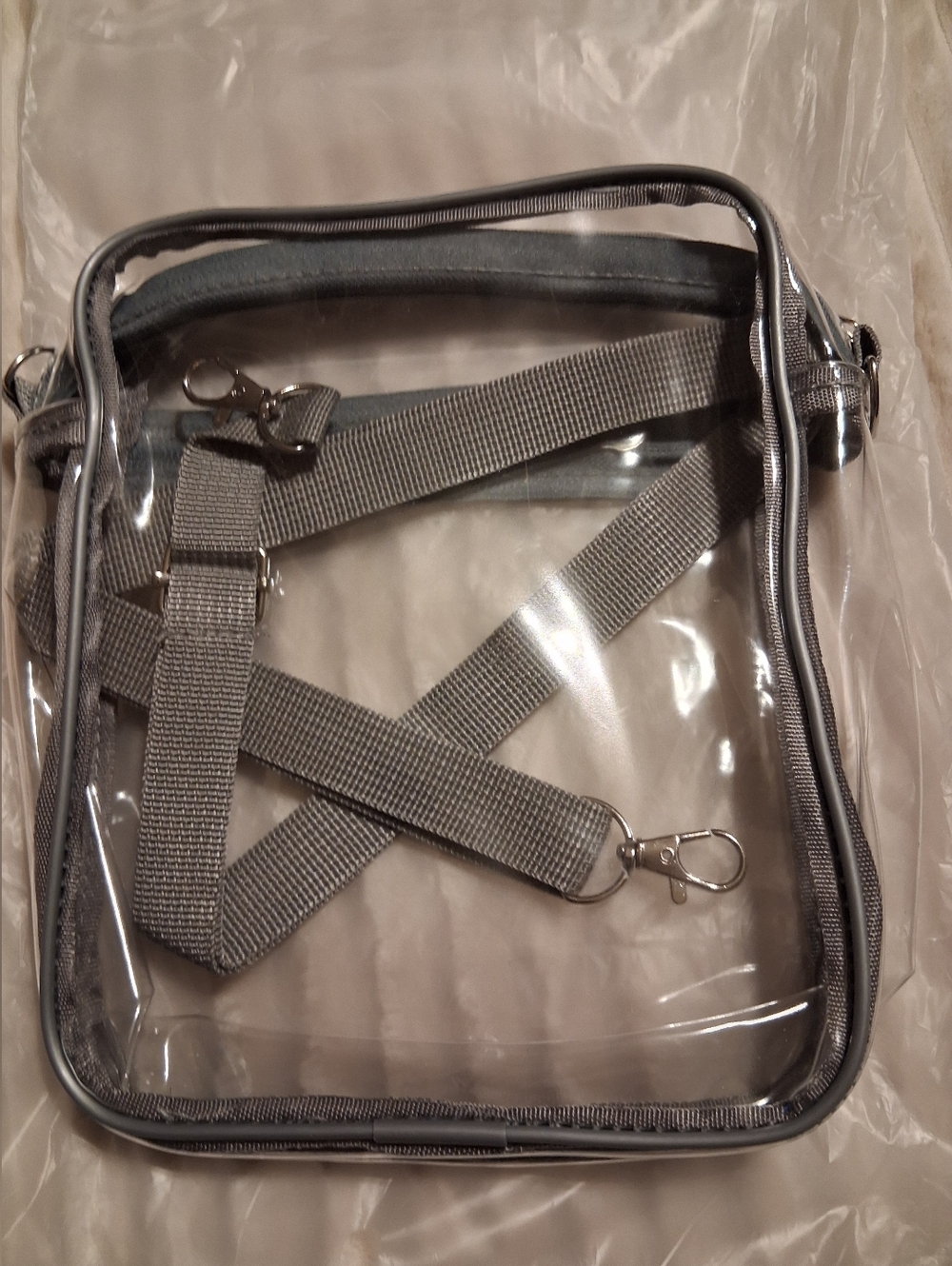 PVC Clear Crossbody Bag - Picture 4 of 4